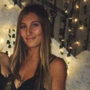 Meet your Posher, Emilee